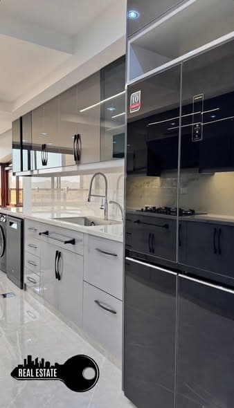 شقة 4 غرف 230م² طابق 4 للبيع في دمشق - دمر الشرقية