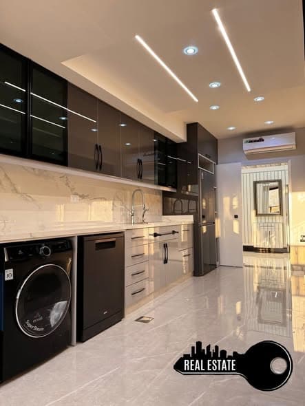 شقة 4 غرف 230م² طابق 4 للبيع في دمشق - دمر الشرقية