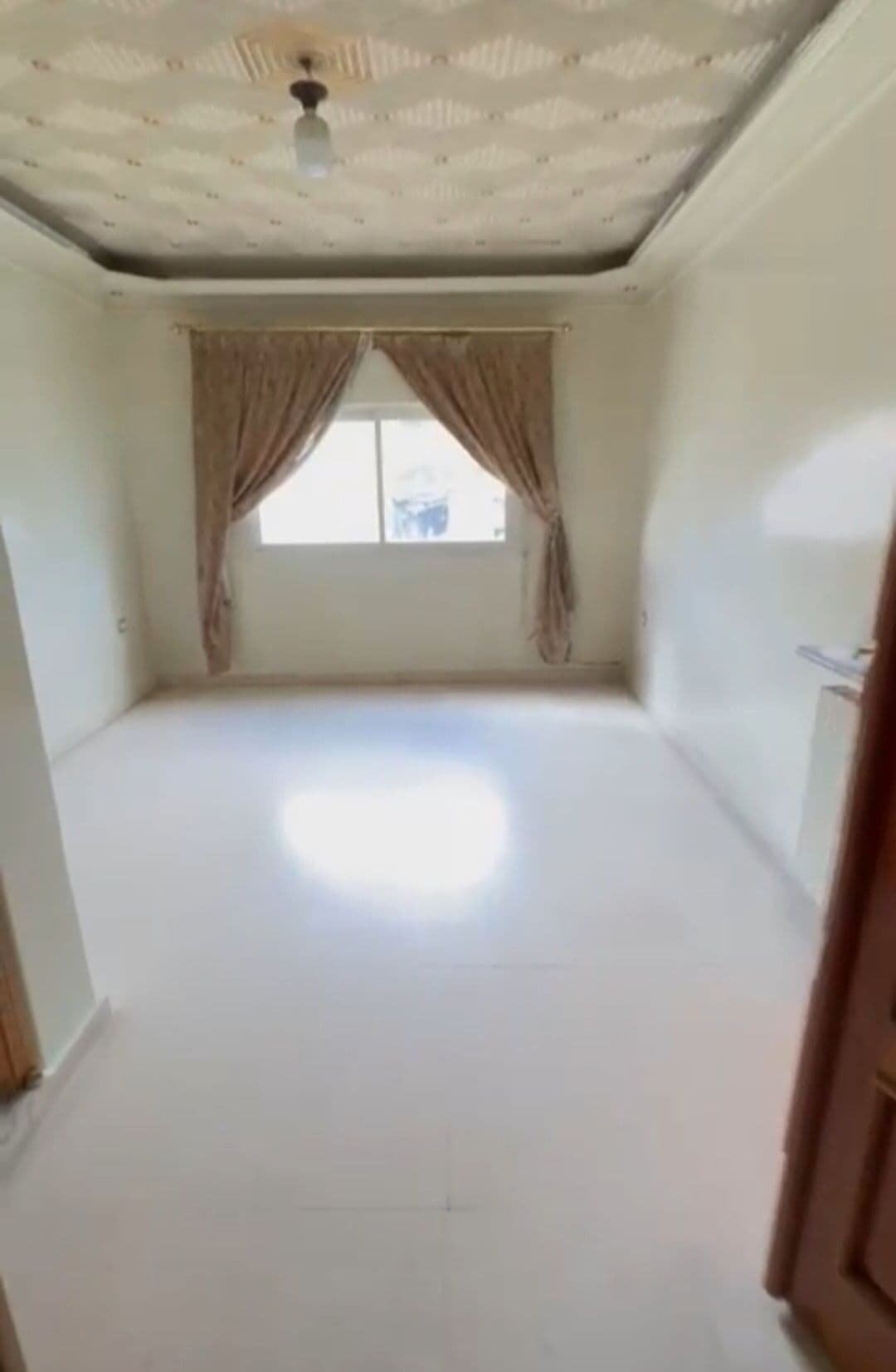 شقة 4 غرف 1 صالات 137م² طابق 2 للبيع