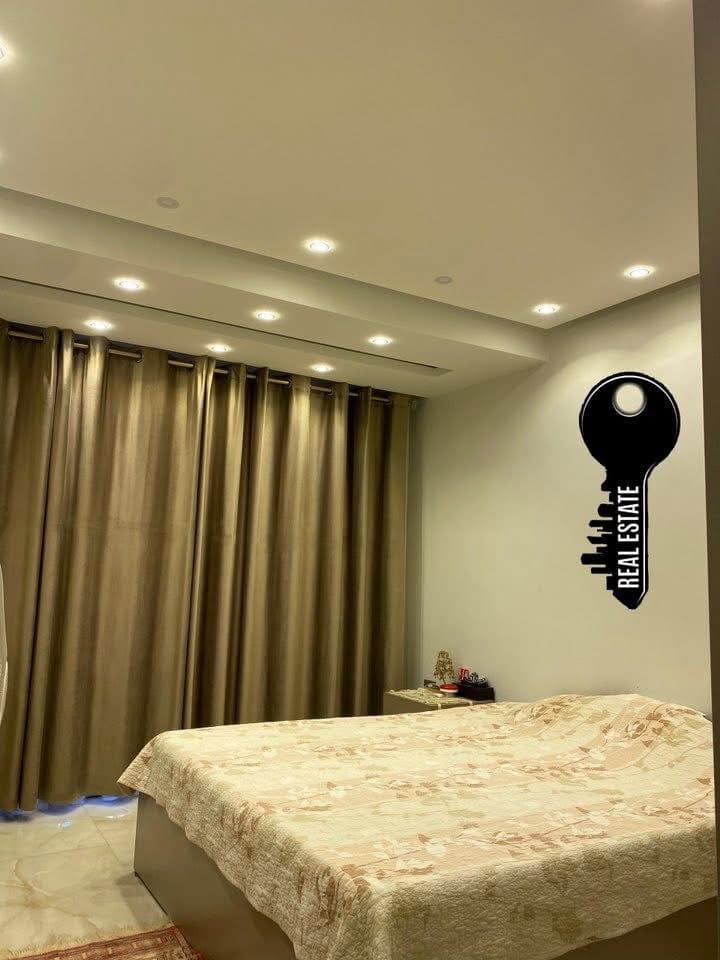 شقة 4 غرف 1 صالات 270م² أرضي مع فرش للبيع