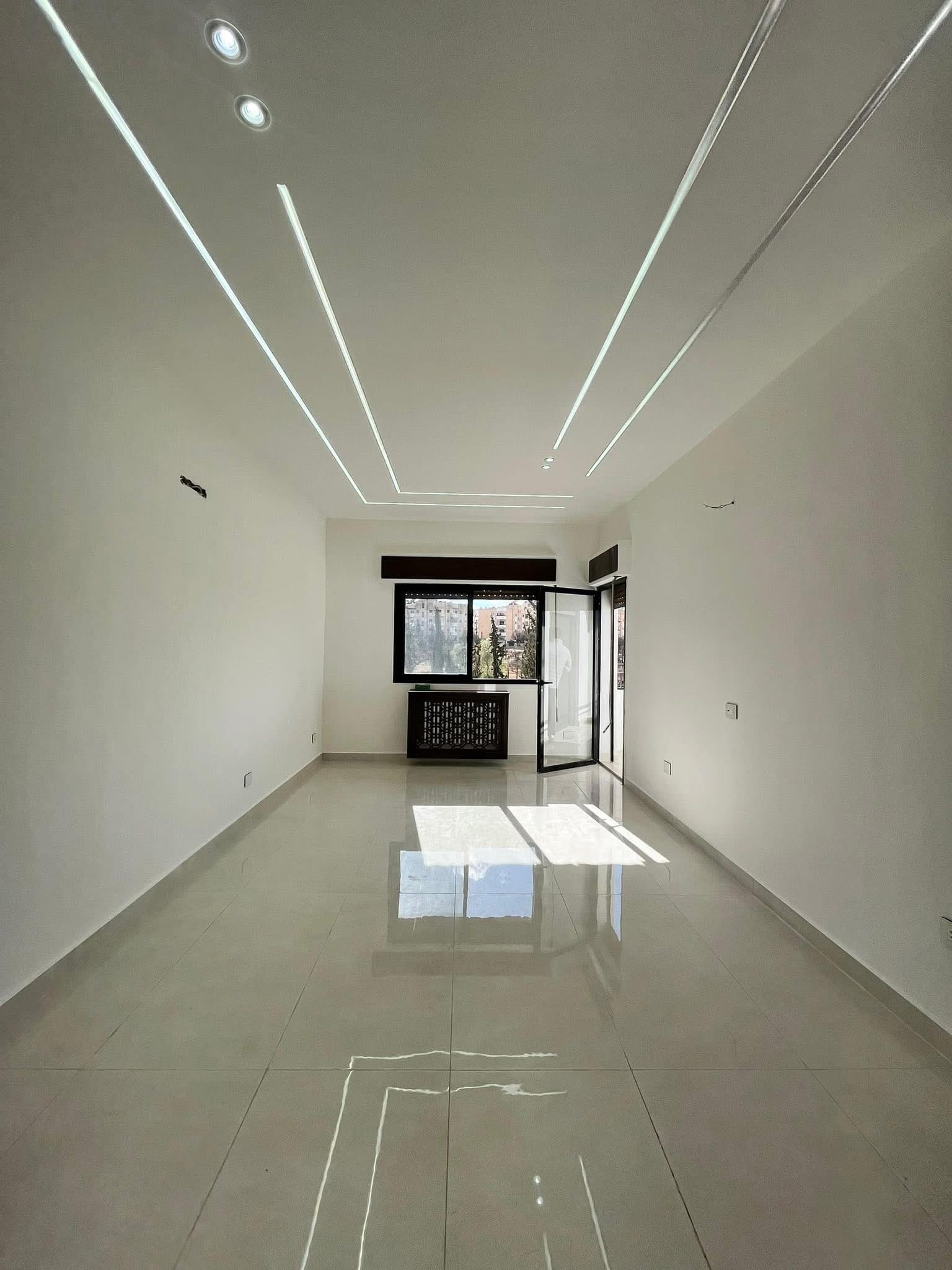 شقة 3 غرف 1 صالات 117م² طابق 1 للبيع