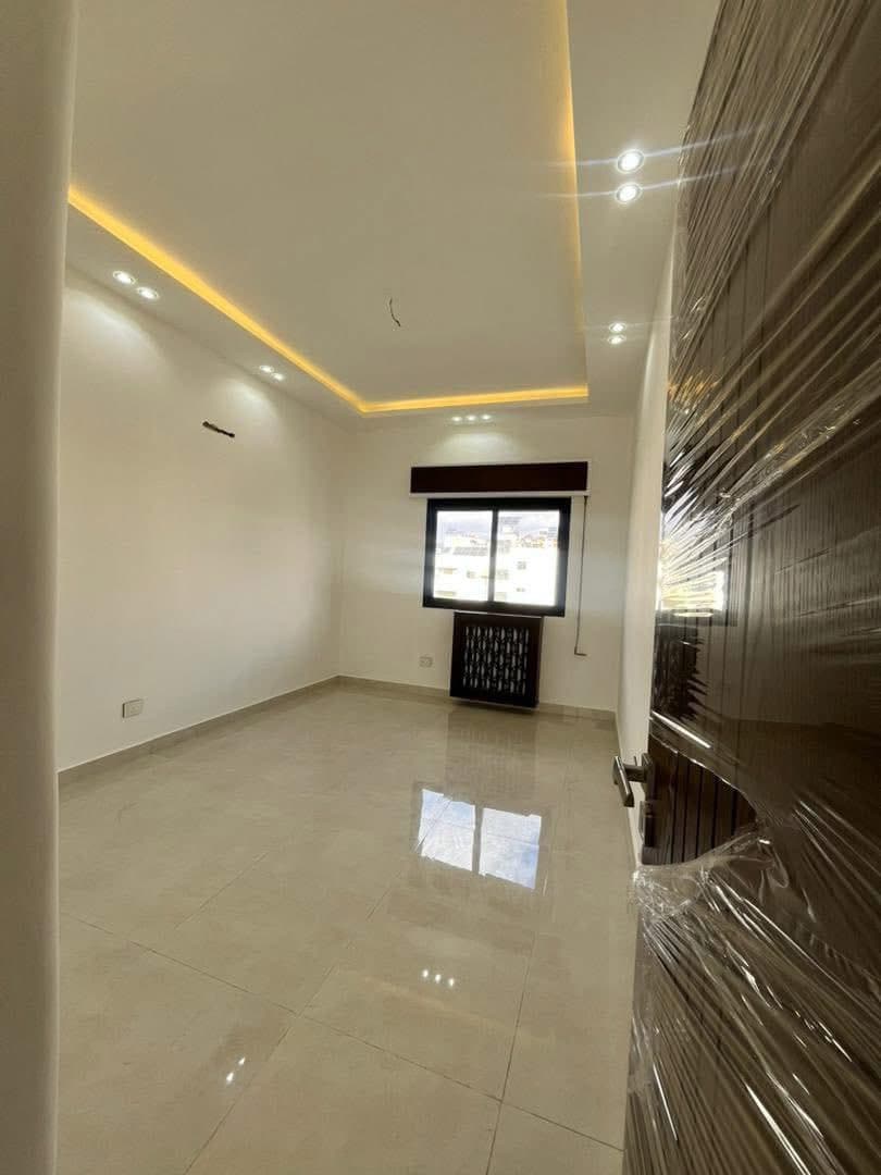 شقة 3 غرف 1 صالات 117م² طابق 1 للبيع