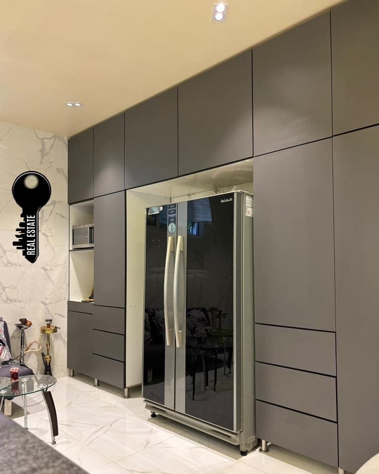 شقة 4 غرف 1 صالات 175م² أرضي مع فرش للبيع