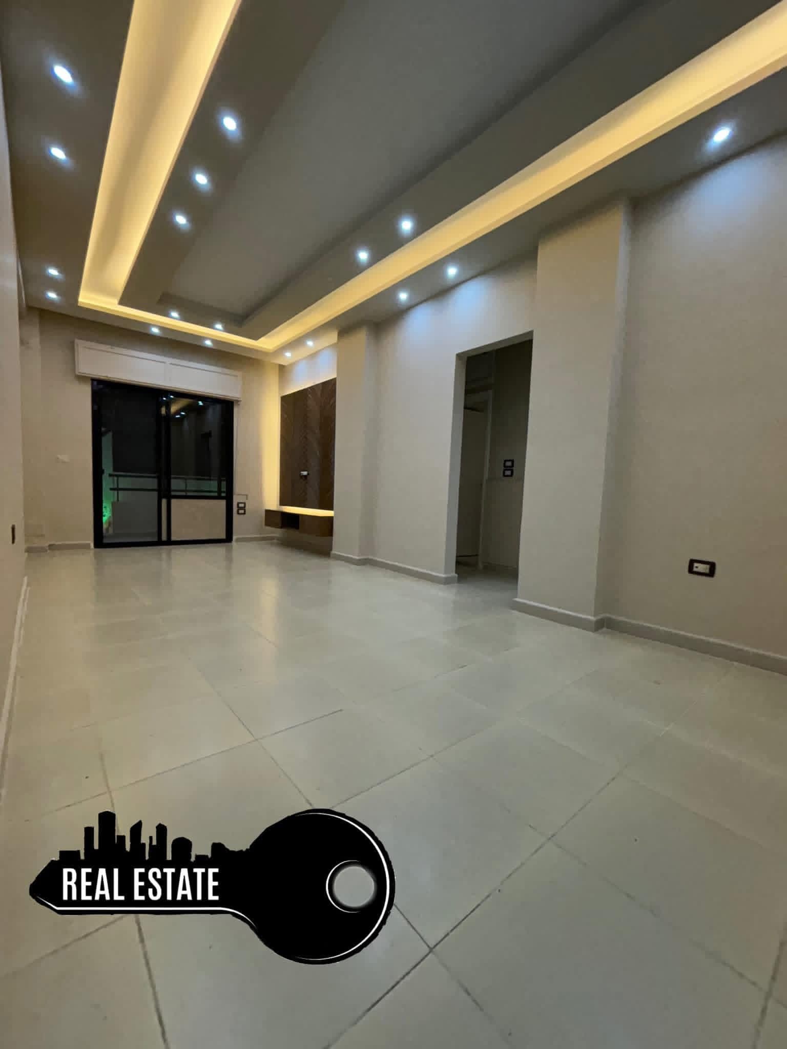 شقة 2 غرف 1 صالات 90م² أرضي للبيع