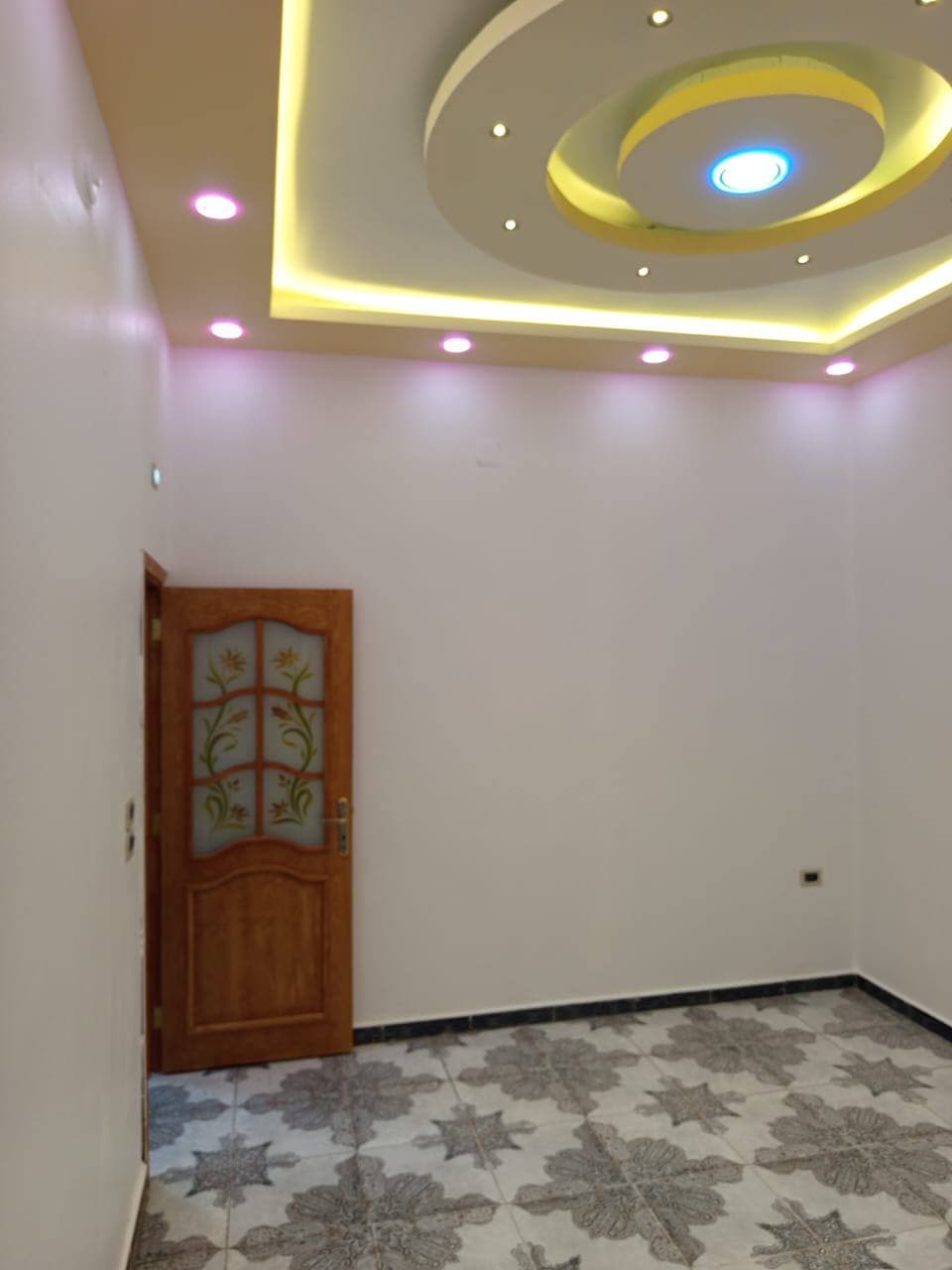 شقة 3 غرف 1 صالات 105م² طابق 3 للبيع