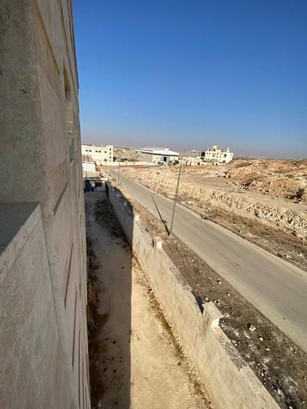 أرض 1550م² للبيع