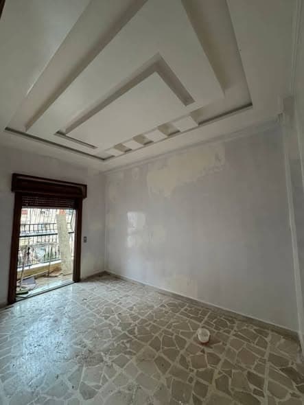 شقة 3 غرف 1 صالات طابق 2 للبيع