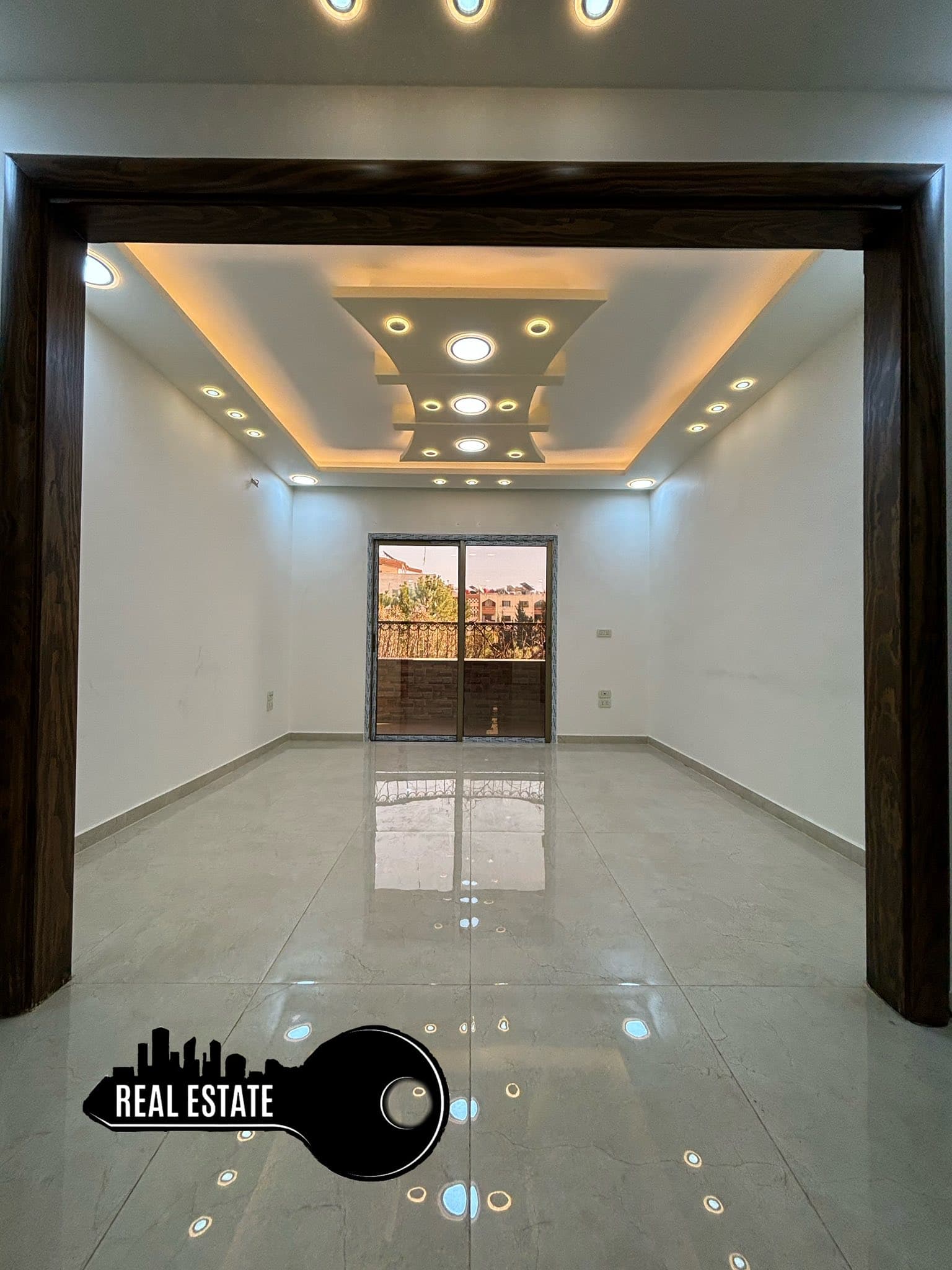 شقة 3 غرف 1 صالات 115م² طابق 1 للبيع