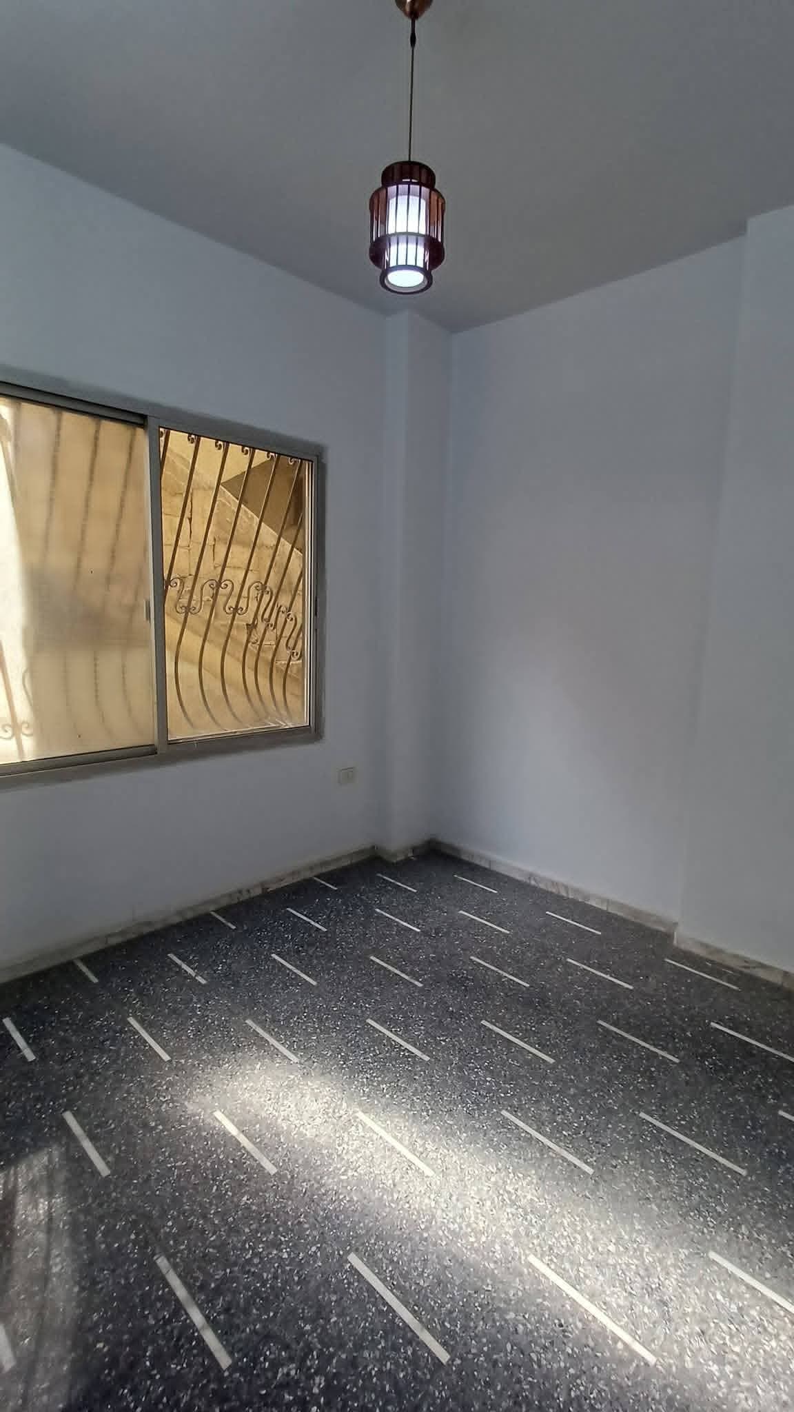 شقة 2 غرف 1 صالات 90م² طابق 1 للبيع