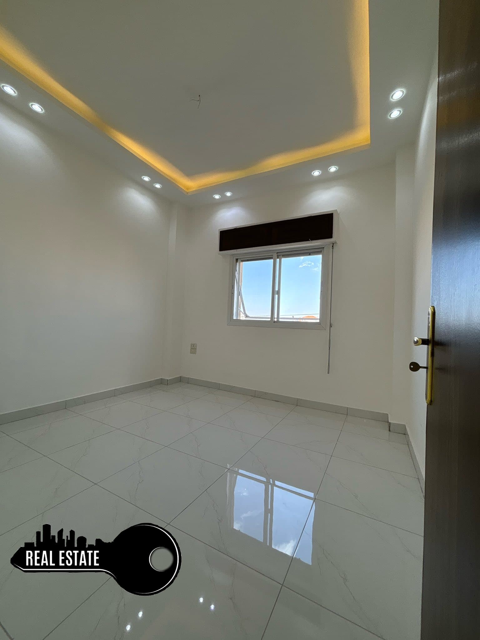 شقة 2 غرف 1 صالات 76م² طابق 1 للبيع