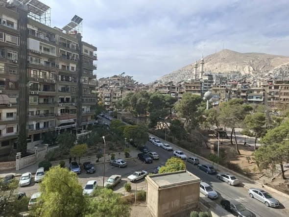 شقة 4 غرف 1 صالات 185م² طابق 4 للبيع