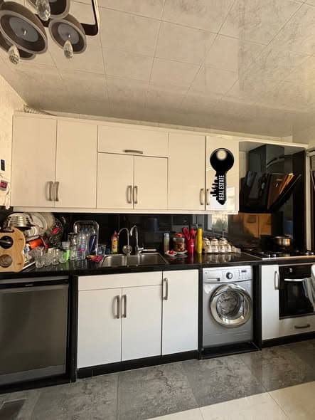 شقة 3 غرف 1 صالات 120م² طابق 2 مع فرش للبيع