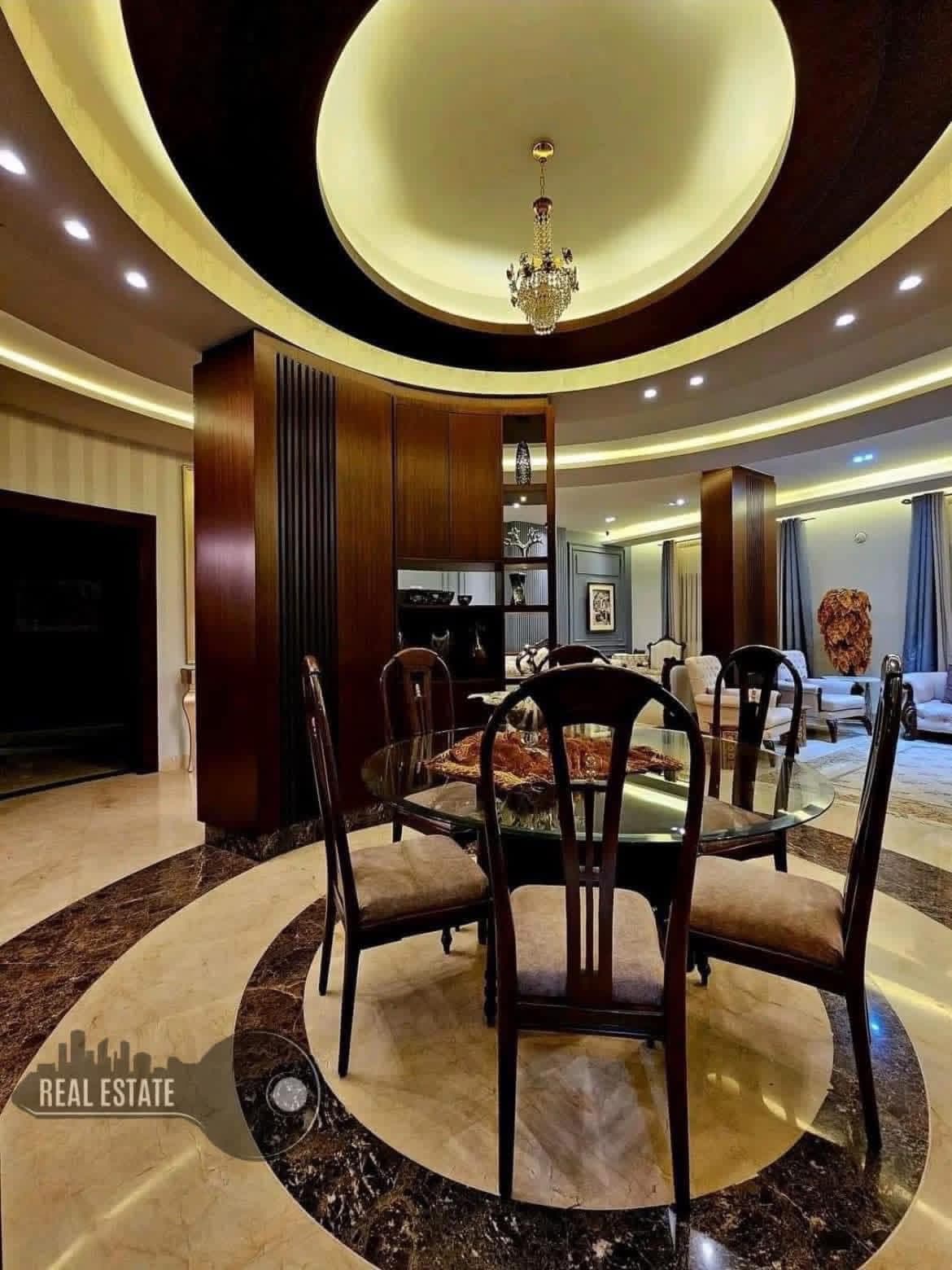 شقة 4 غرف 1 صالات 235م² طابق 4 للبيع