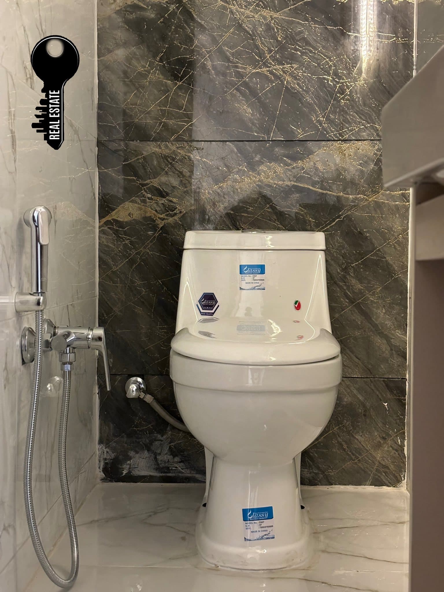 شقة 3 غرف 1 صالات 80م² طابق 1 للبيع