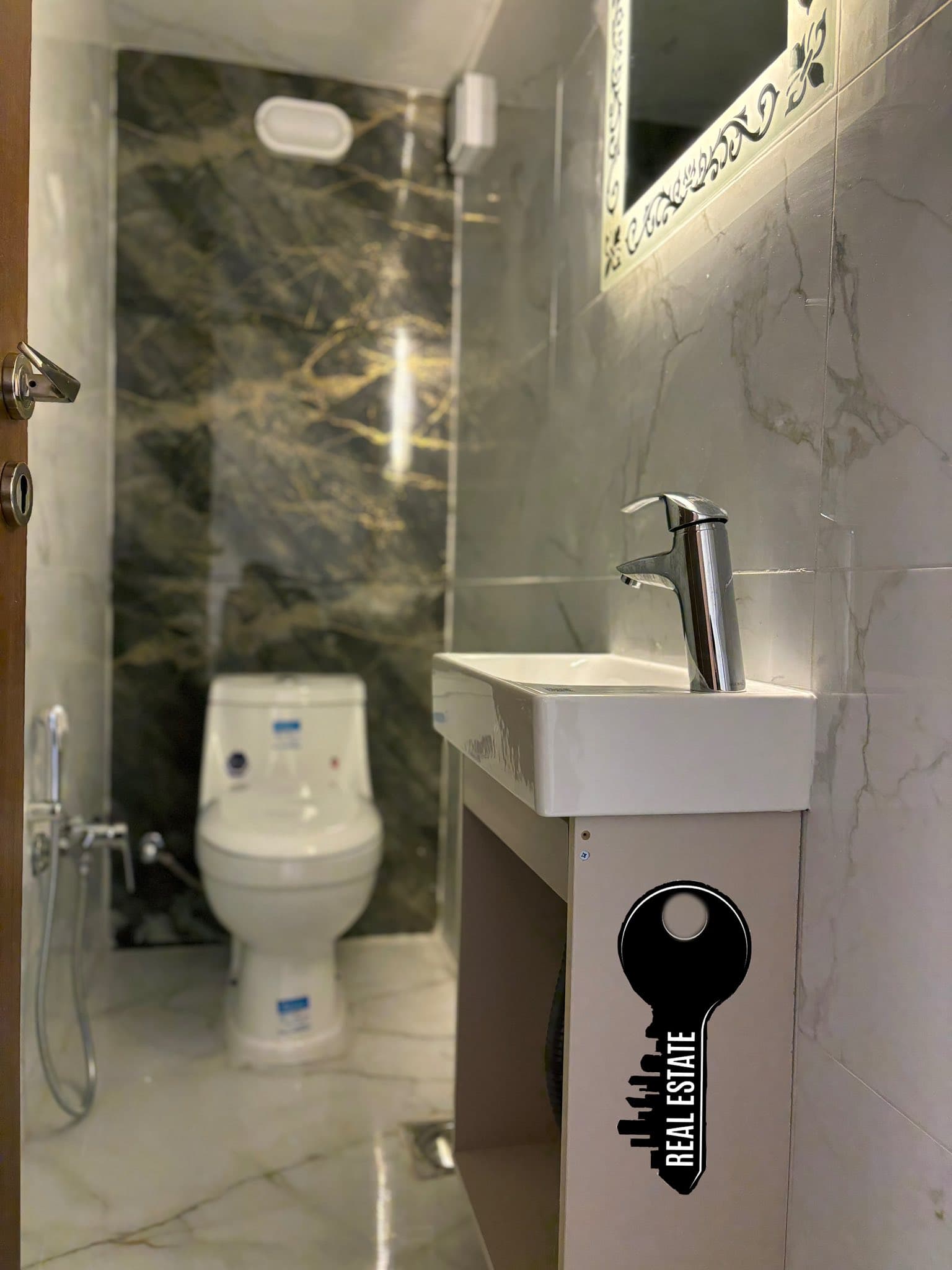 شقة 3 غرف 1 صالات 80م² طابق 1 للبيع