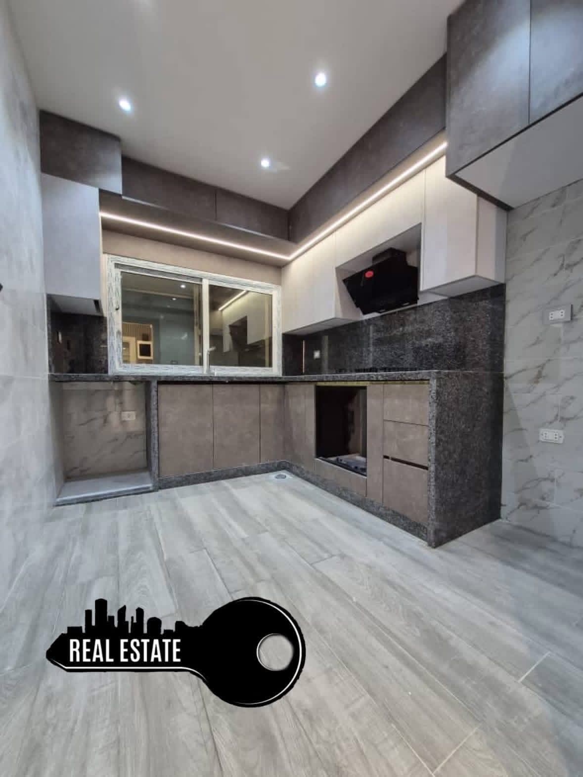 شقة 3 غرف 1 صالات 120م² طابق 2 للبيع