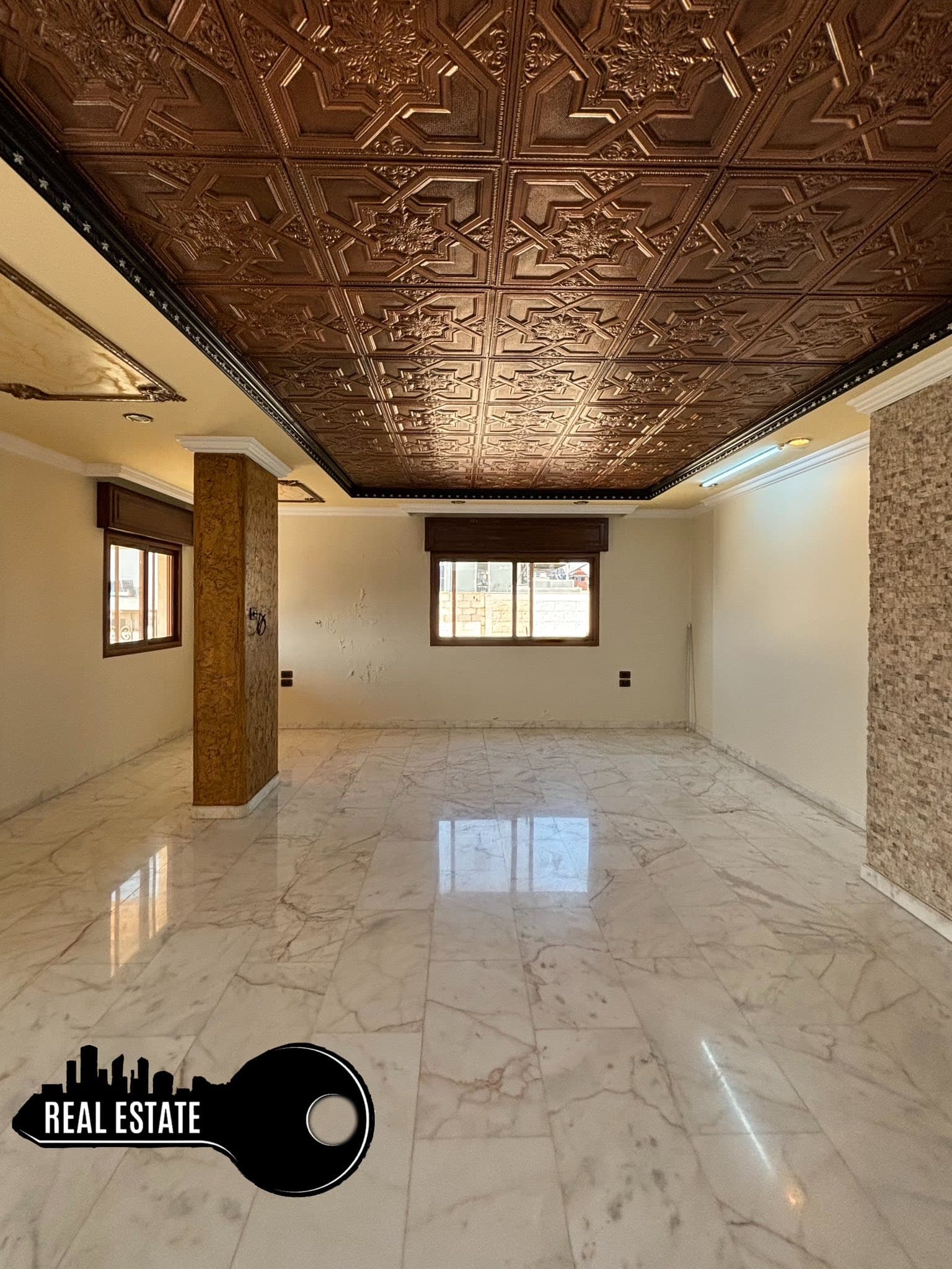 شقة 2 غرف 1 صالات 170م² طابق 3 للبيع