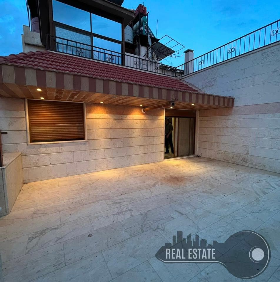 شقة 2 غرف 1 صالات 170م² طابق 3 للبيع