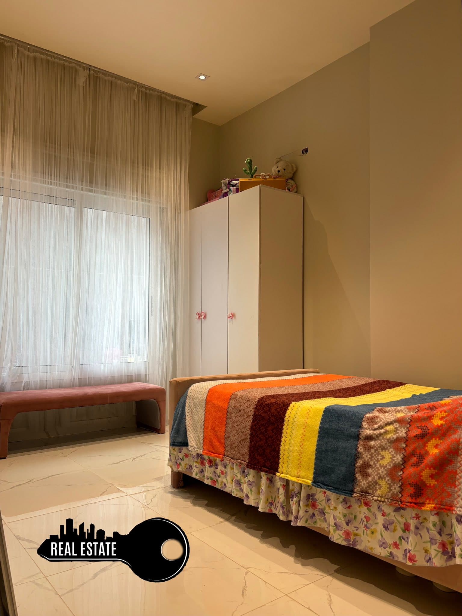 شقة 4 غرف 1 صالات 175م² أرضي مع فرش للبيع