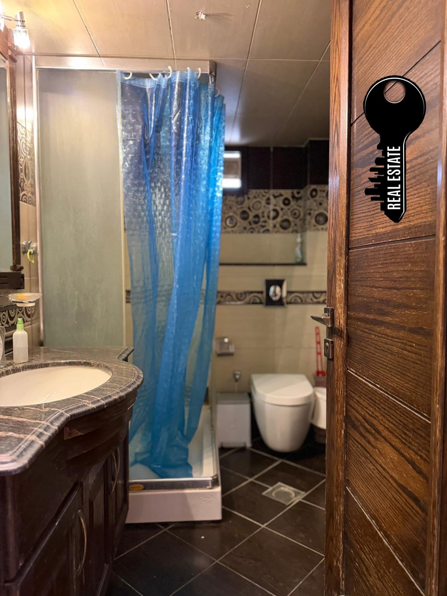 شقة 2 غرف 1 صالات 130م² طابق 1 مع فرش للبيع