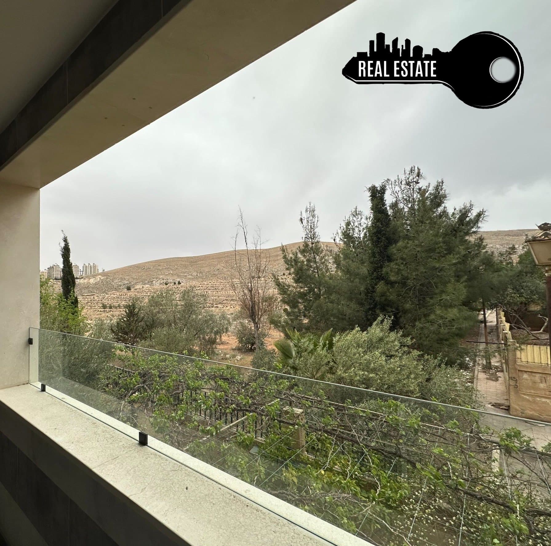 شقة 2 غرف 1 صالات 100م² طابق 1 للبيع