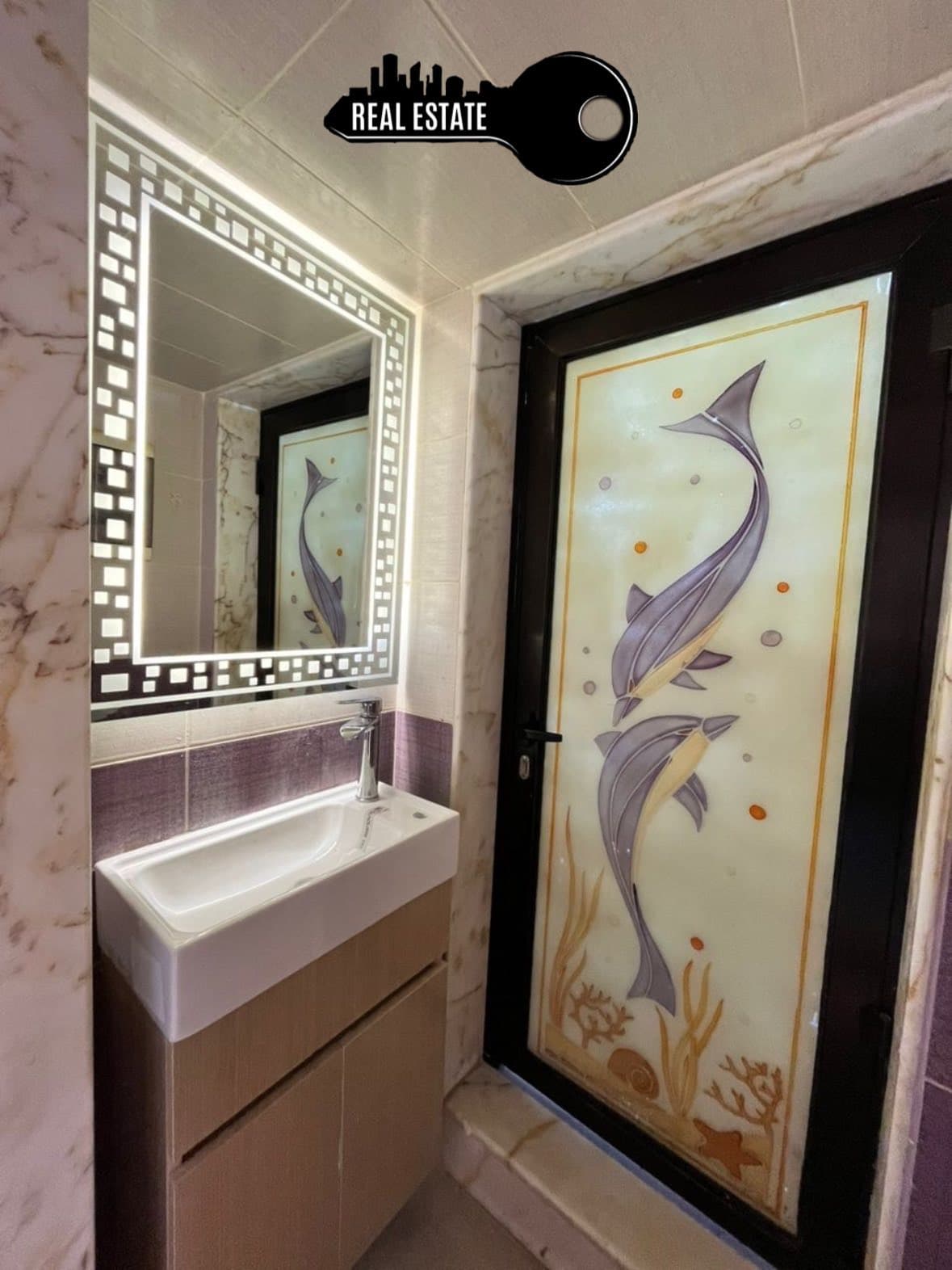 شقة 2 غرف 1 صالات 105م² طابق 3 للبيع