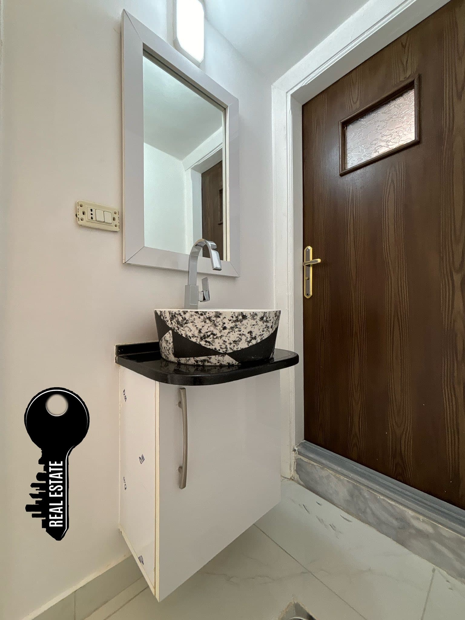 شقة 2 غرف 1 صالات 76م² طابق 1 للبيع