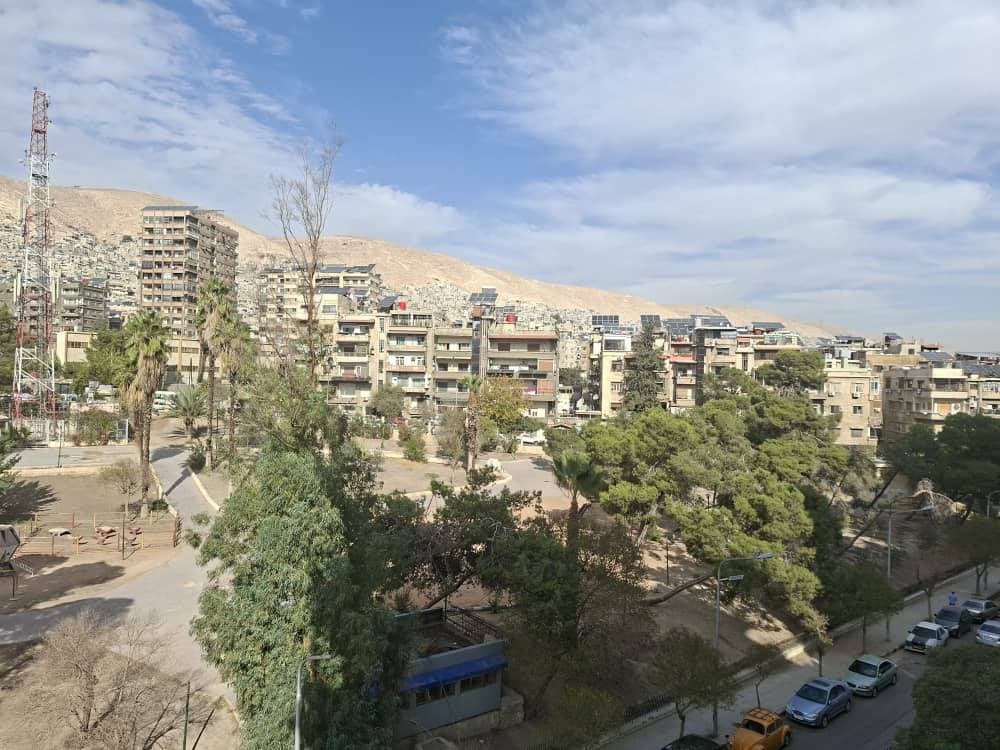 شقة 4 غرف 1 صالات 185م² طابق 4 للبيع